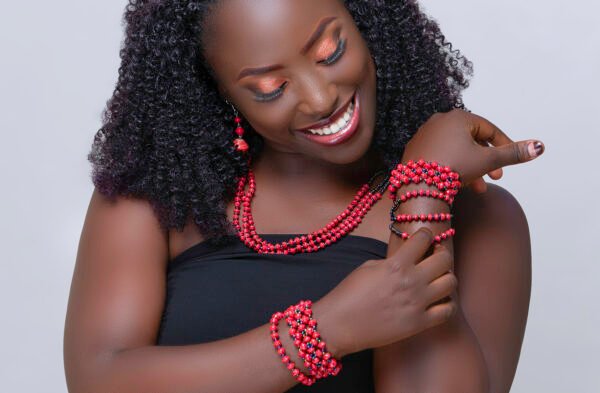 Stylish Triple strand Necklace (Jewelry Set)